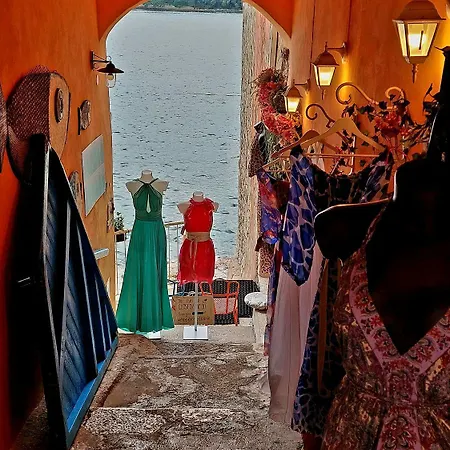 Lejlighed Helles Nur 20 Minuten Zum Mit 2 Terrassen Rovinj