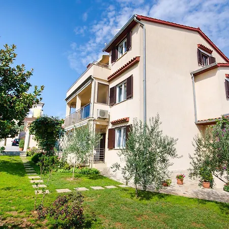 Helles Nur 20 Minuten Zum Mit 2 Terrassen Lejlighed Rovinj